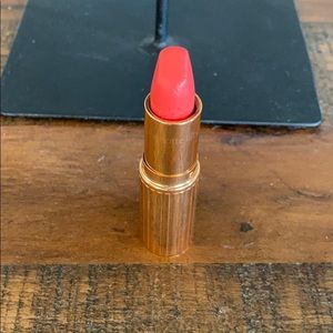 Charlotte Tilbury lipstick (hot emily)